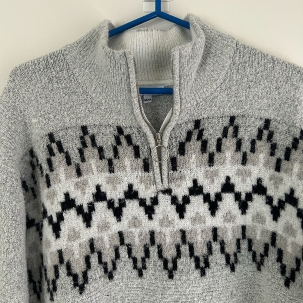 MY STYLE half zip pullover - Picture 2 of 5